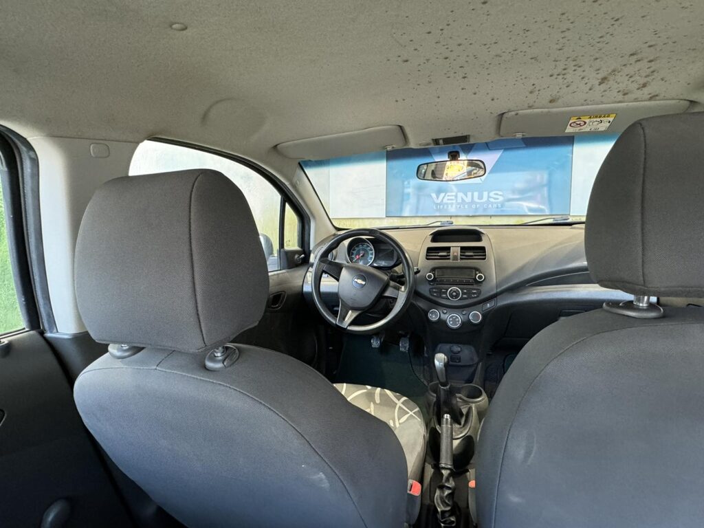 Chevrolet Spark S-Tech II 2015 - 13